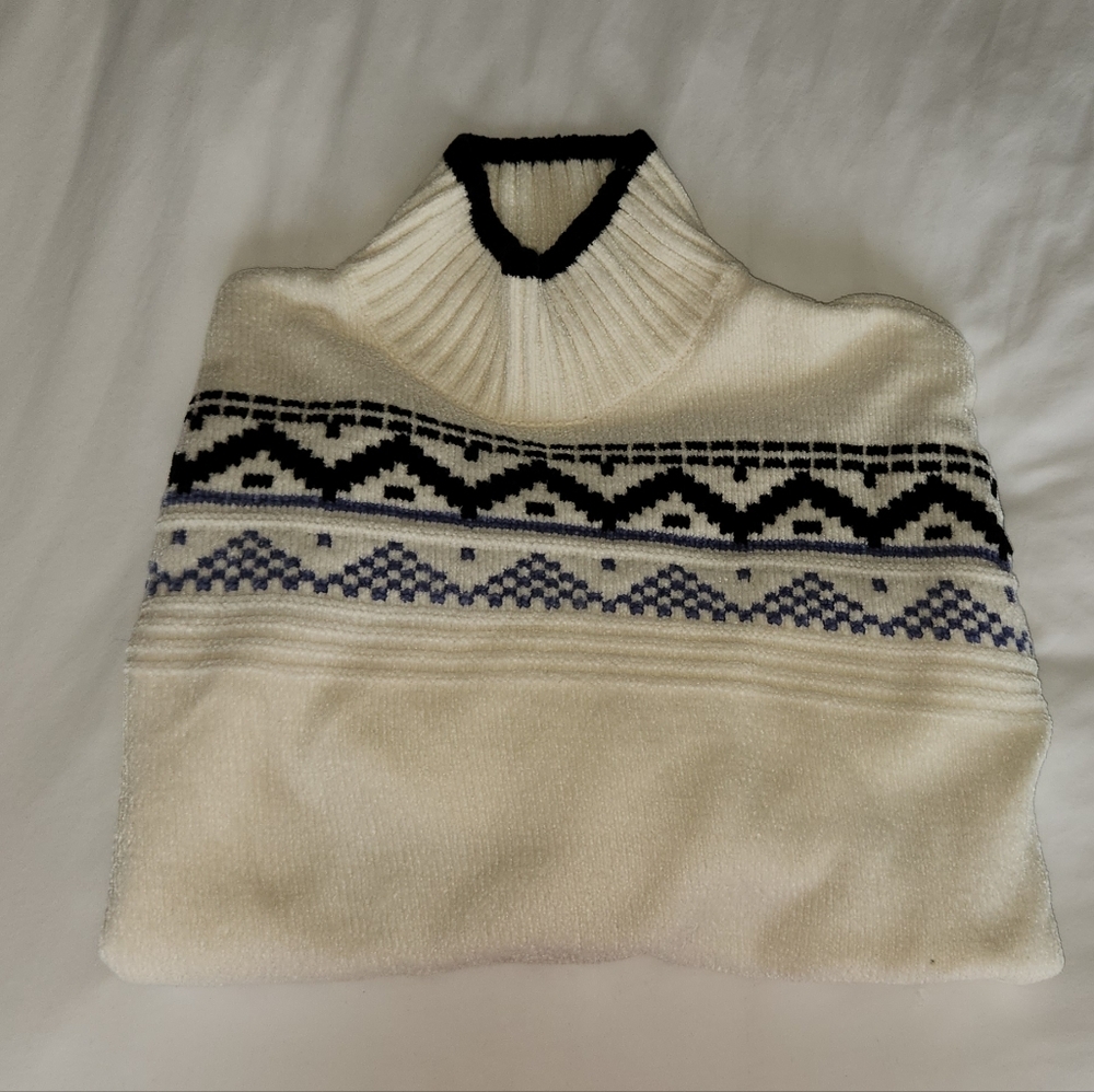 Christian Siriano White & Blue Turtleneck Sweater - Picture 2 of 11